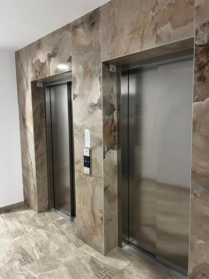 Apartamento Apartament Modern Cu O Camera Timisoara Exterior foto